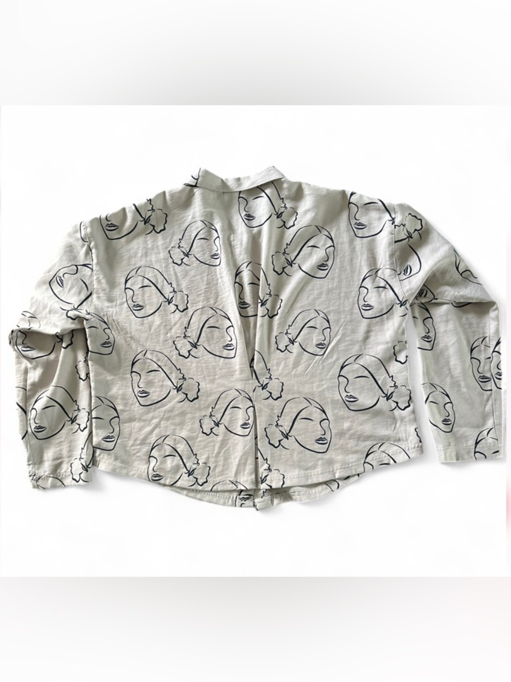 The Odell’s Button-Down Shirt - Cream with Black Print - Picture 4 of 6